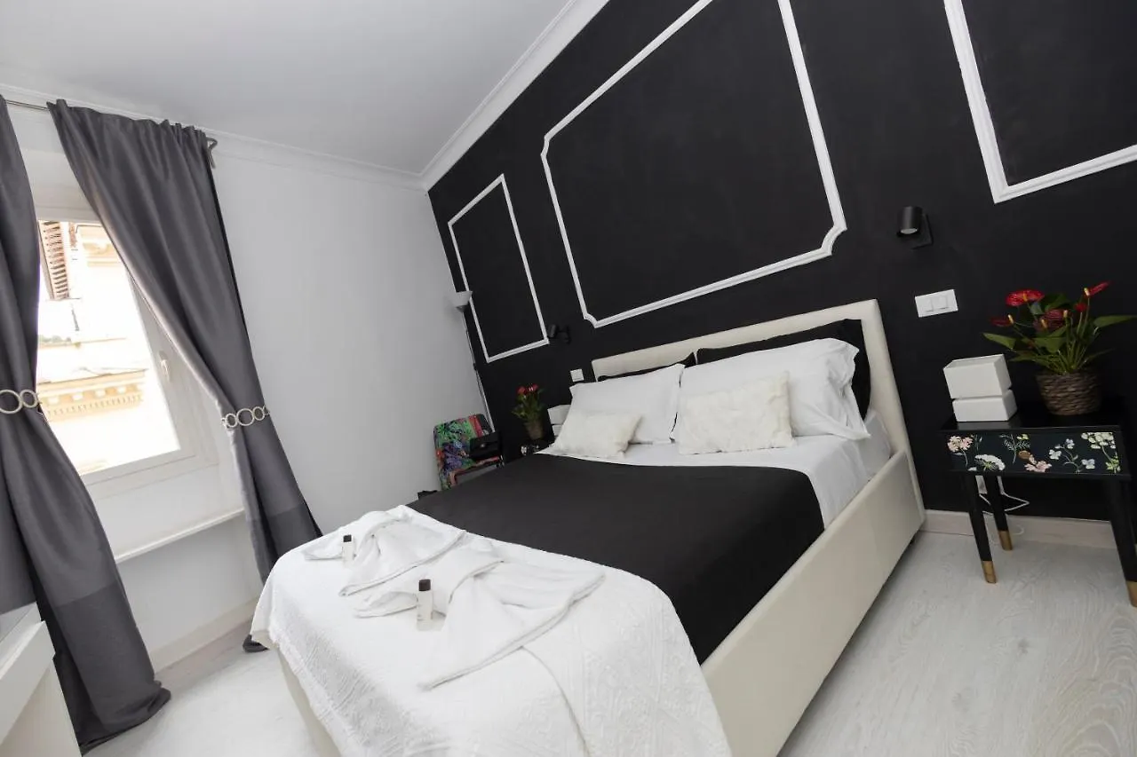 Via Del Babuino 192 Superior Suite Rome Italy