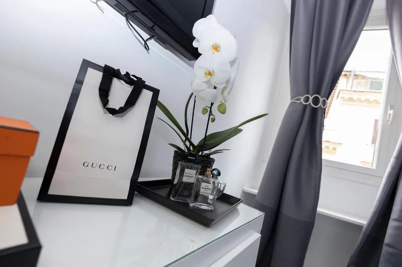 Via Del Babuino 192 Superior Suite Rome Italy
